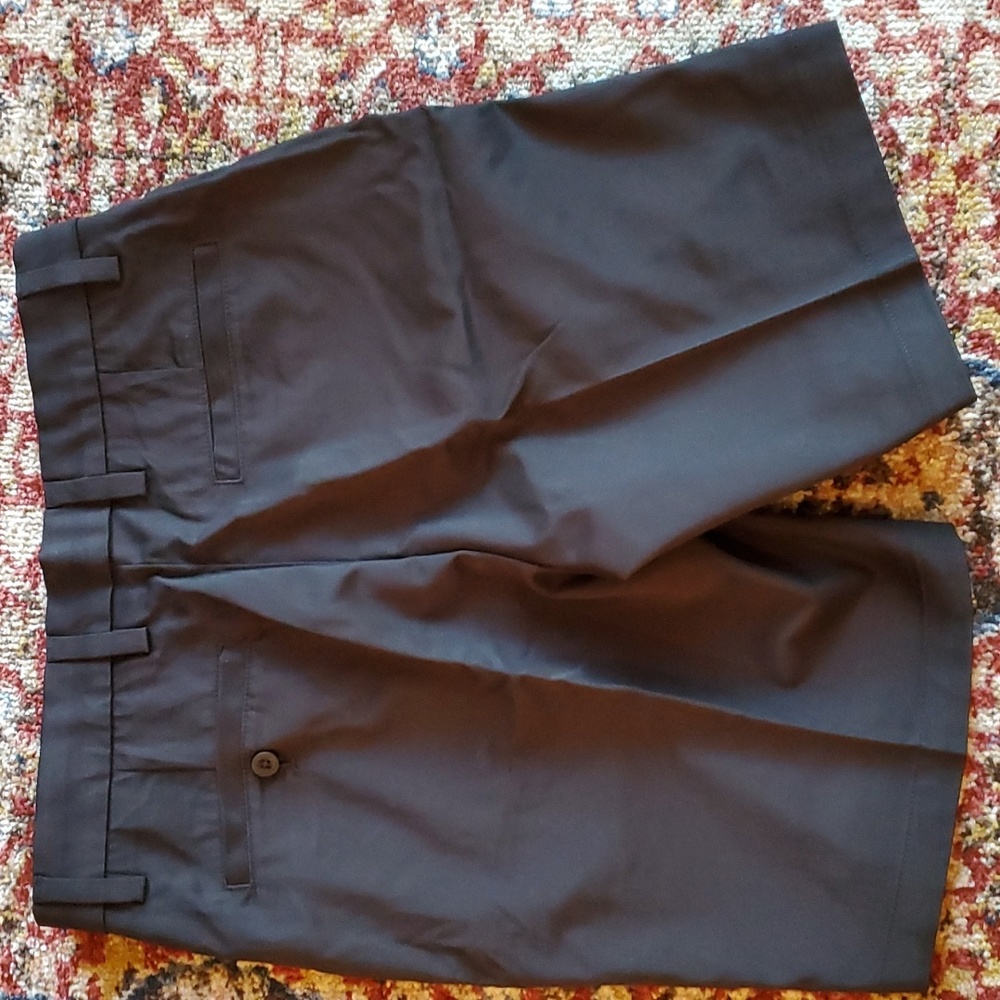 NWT Black Amazon Essentials black slim fit stretch golf shorts sizes 29, 31, 32 - Picture 4 of 6